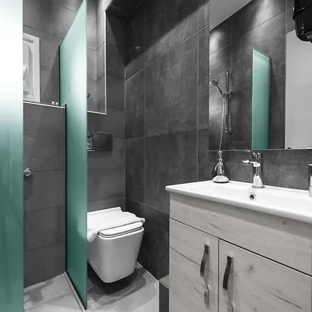 Denizen And Apartments, Nilie Hospitality Mgmt * 塞萨洛尼基