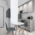 Denizen And Apartments, Nilie Hospitality Mgmt