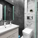 Apartament Denizen And Apartments, Nilie Hospitality Mgmt *