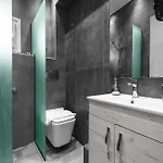 Denizen And Apartments, Nilie Hospitality Mgmt * Salonic