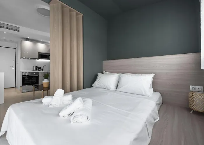 Denizen And Apartments, Nilie Hospitality Mgmt 아파트