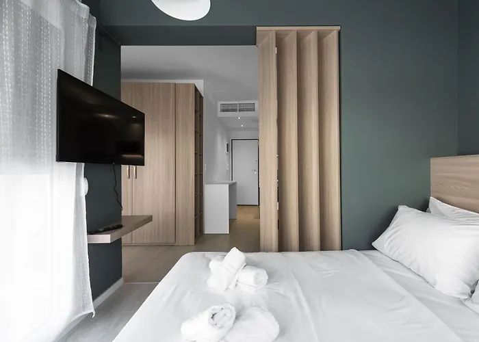 Denizen And Apartments, Nilie Hospitality Mgmt * 테살로니키