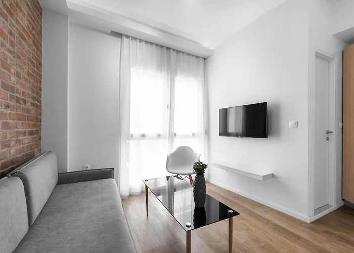 Denizen And Apartments, Nilie Hospitality Mgmt