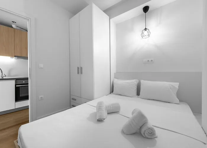 Denizen And Apartments, Nilie Hospitality Mgmt 아파트 *
