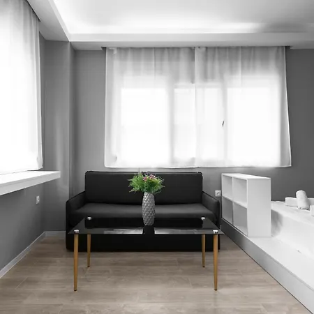 Denizen And Apartments, Nilie Hospitality Mgmt * Soluň