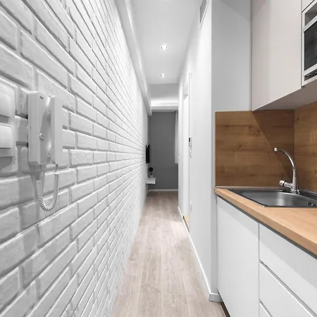 Apartmán Denizen And Apartments, Nilie Hospitality Mgmt *