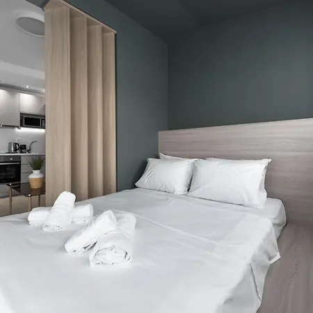 Denizen And Apartments, Nilie Hospitality Mgmt Apartmán